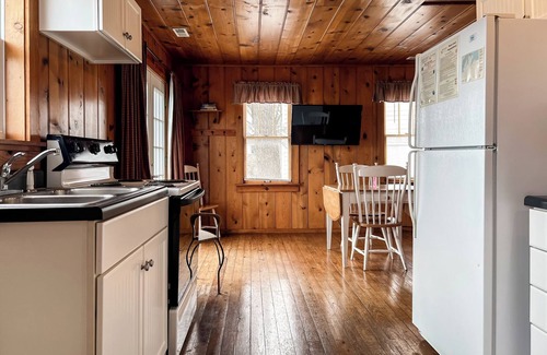 Lake Ozark House | Ken's Kabin a nostalgic Lake of the Ozarks cabin with a fantastic view!