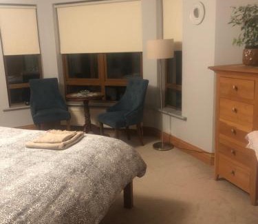 Pairc Na Gloine House | Kenmare HH