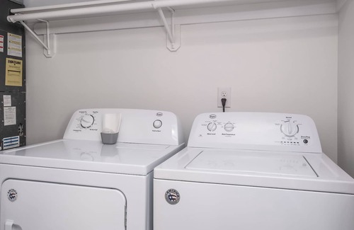 Tri-Cities House | Kennewick Duplex near Columbia River