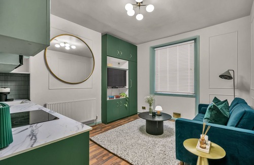 West Brompton Apartment | Kensington Serviced Apartments by MySquare - Pet Friendly