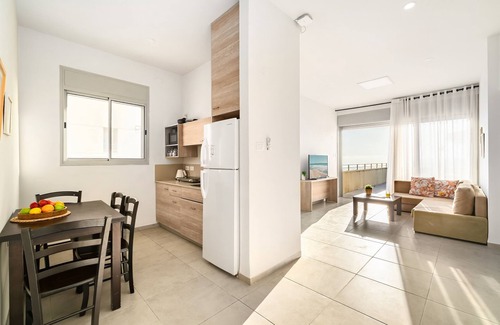 Eilon Apartment | Keshet Eilon Panoramic Views Suite