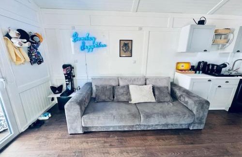 Haljala Parish Villa | Keskväljakul asuv hubane maja