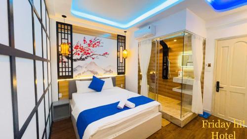 District 10 Hotel | Khách sạn Friday Hi