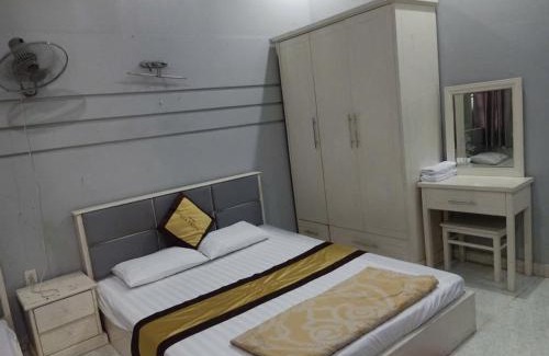 District 12 Hotel | Khách sạn Gia Thịnh