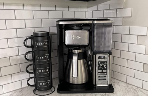 Edray House | Kick back and relax in this calm, stylish space located on 30 acres!