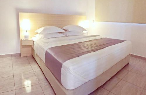 Bandar Seri Putra Apartment | Kids Friendly Homestay Bangi Free Wifi Netflix Pool Dryer Washing Machine Kitchen