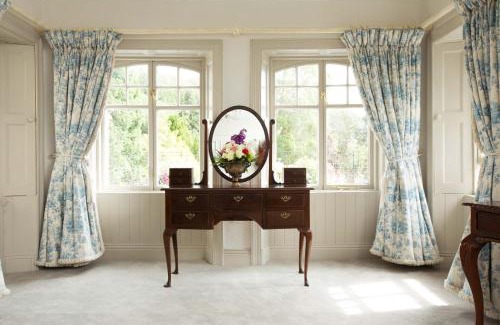 Cahir Hotel | Kilcoran Lodge Hotel & Leisure Centre