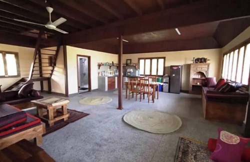 Pongwe Villa | Kimurimuri – Secluded Private Beach Property with Authentic Charm