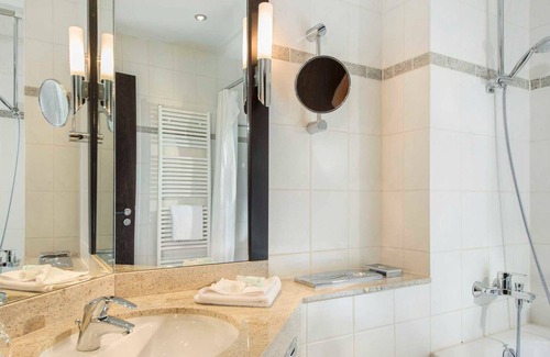 Lutherstadt Wittenberg House | King size bed double room comfort - Best Western soibelmanns Wittenberg