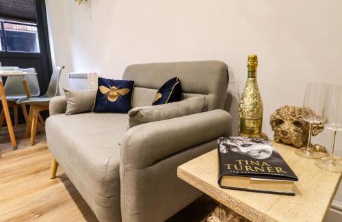 Etchinghill House | Kingfisher Cottage