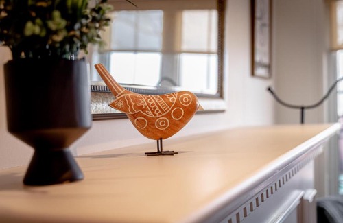 Leamington House | KingFisher Lakehouse - Make Forever Memories Here!