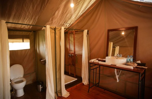 Seronera Cabin | Kisura Serengeti Tented Camp