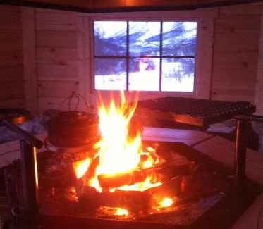 Lyngen House | Kjelkebakken gård 2.