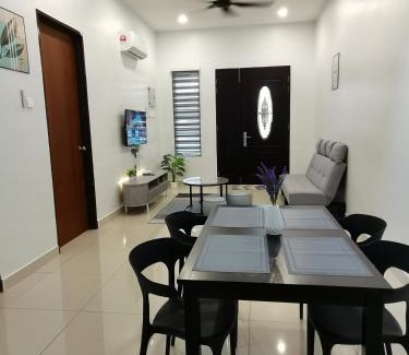 Asam Kumbang House | kkLee Homestay Taiping Tmn Spg Bersatu