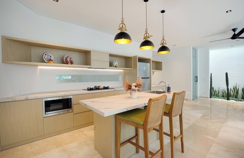 Dewi Sri Villa | KL3002 - Royal 3 Bedroom Villa Legian