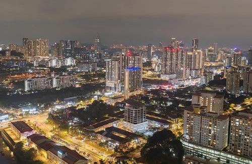 Kuala Lumpur Apartment | KLCC view condominium near Mid Valley Megamall in Kuchai Lama, Old Klang Road