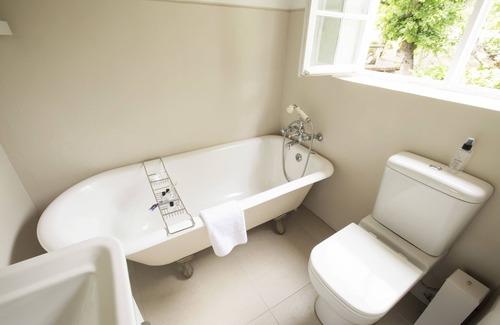 Cape Winelands House | Klein Waterval Riverside Lodge