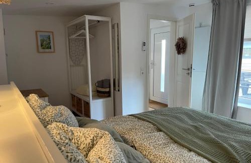 Wessendorf Apartment | Kleiner gemütlicher Bungalow in Havelnähe