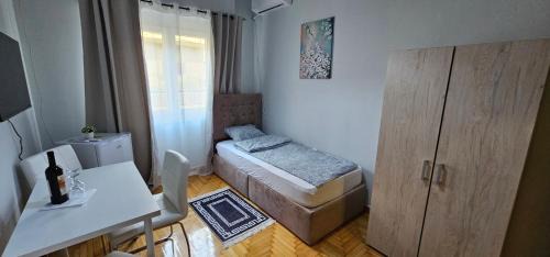 Athens Apartment | Knezevic resorts 11