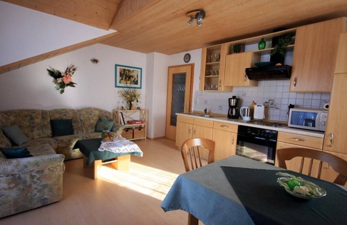 Kirchdorf im Wald Apartment | Komfortable 4-sterne-ferienwohnung mit 2 Schlafzimmern