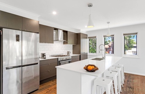 Vincentia House | Kookaburra Rest - Vincentia