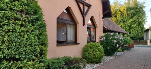 Balatonbereny Bed & Breakfast | Korona Panzió