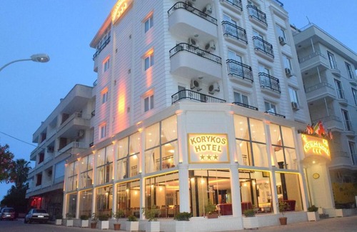 Artikli Hotel | Korykos Hotel