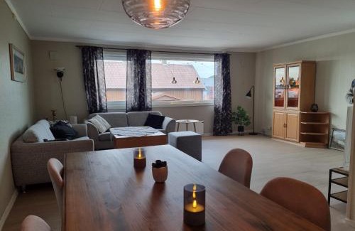 Kirkenes Apartment | Koselig Feriehus ved Kirkenes sentrum