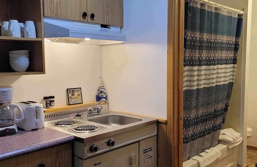 Saint Louis de Kent Hotel | Kouch Chalets