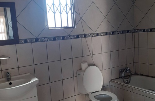 Polokwane House | KPK LODGE