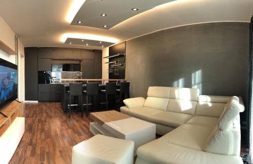 Liben Apartment | Krejcarek Garden Apartment