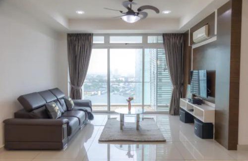 Taman Century Apartment | KSL JB City suite NETFLIX WIFI Youtube