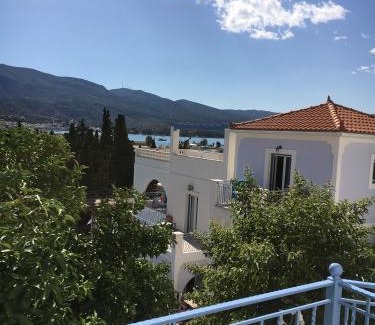 Poros Apartment | KTM Sunny Villas