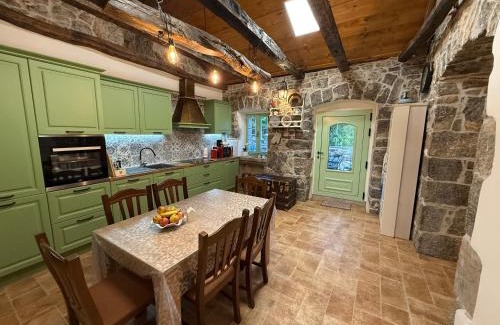 Veli Brgud House | Kuća za odmor Gaetana