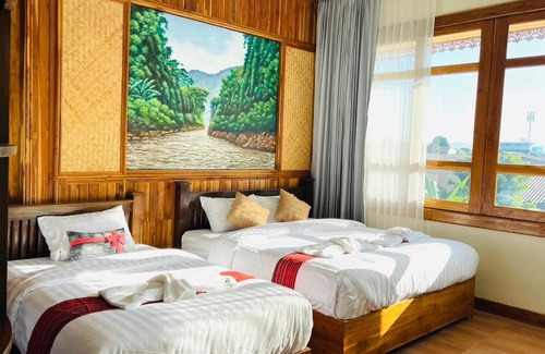 Nan Hotel | Kum-Chan House Hotel (เฮือนก่ำจันทร์)
