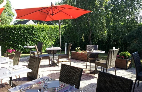 Les Ponts-de-Ce Hotel | Kyriad Angers Sud Ponts-De-Cé