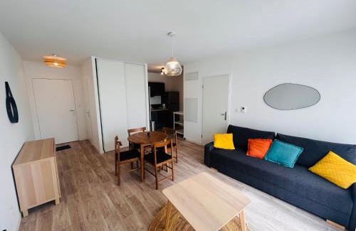 Cernay Apartment | Léchapée champenoise Terrasse