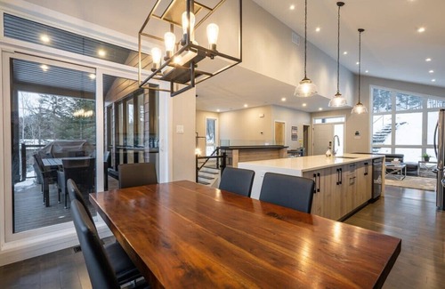 Sainte-Beatrix Cottage | L Élégant Bord de l eau et Spa.