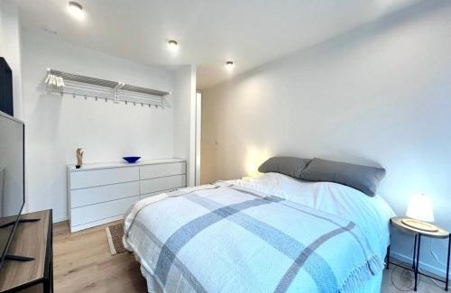 Saint-Laurent Apartment | L'élégant Triplex - Appartement d'architecte