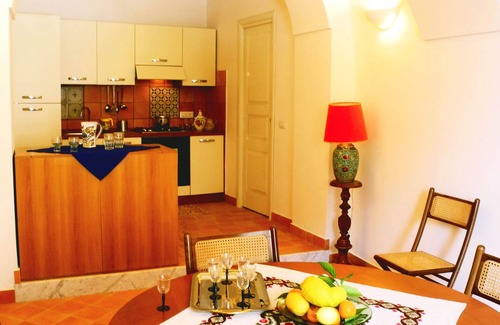 Atrani House | L'Affaccio, Atrani, 2 bedrooms and panoramic terrace