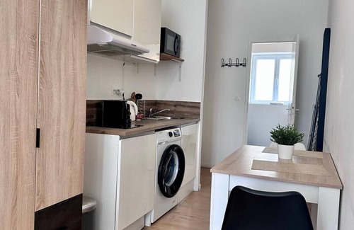 Republique - Tolstoi Apartment | L'Alsacien - Villeurbanne - Métro A et B