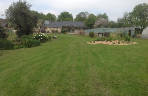 Saint-Martin-des-Pres House | L'Ancienne Etable.