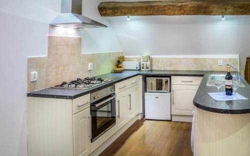 Cussay House | L'Arc de Charme