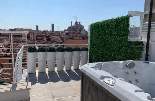 Historic Center Apartment | L'attico dell'Edera