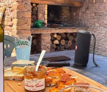 Laval-Roqueceziere House | L Auselou