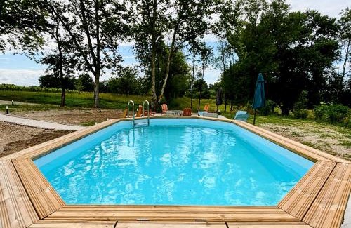 Verac House | L'Eperonnette, cozy house with swimming pool, surrounded by vineyard, near St Emilion