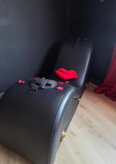 Calais City Center Apartment | L'escale du désir, Spa privatif
