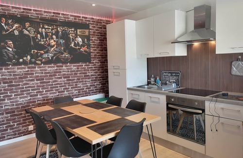 Eguzon-Chantome House | L'essenciel du Lac Iii. A 200 M du lac et des Chemins de Randonnées