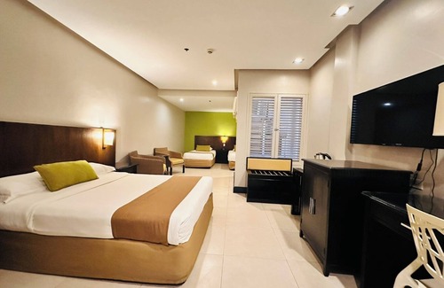 Bacolod Hotel | L'Fisher Chalet