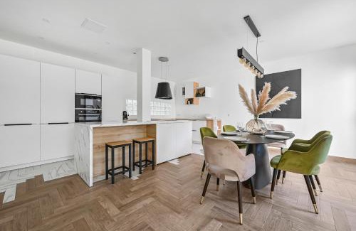 Cachan Villa | L'Harmonie - 8P - 4BDR - 3BR - Jardin & Parking